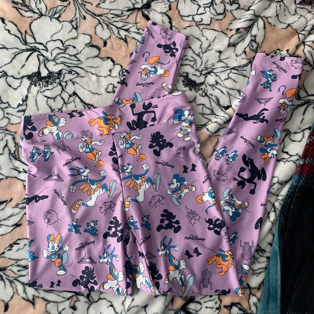 NWOT rundisney leggings